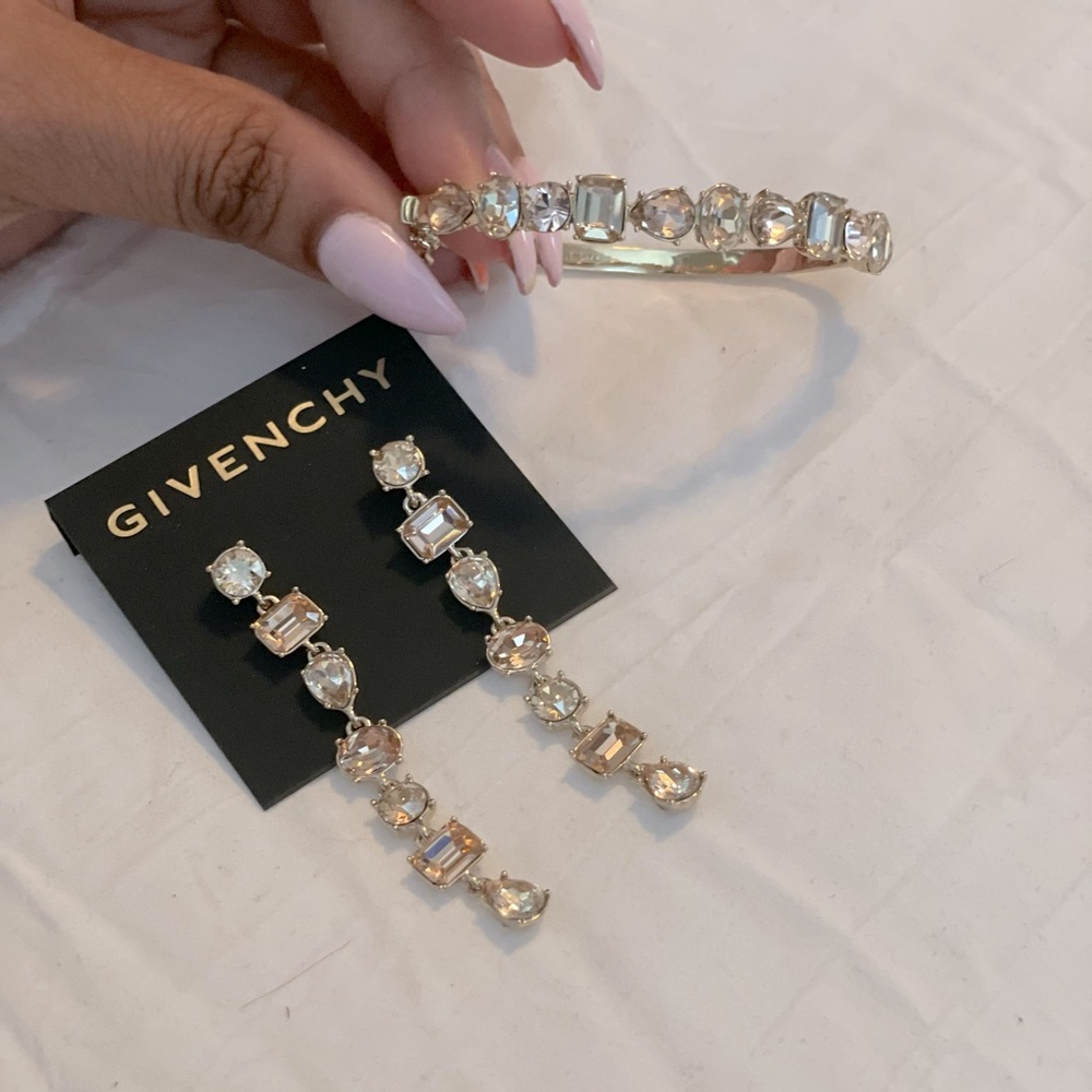 Givenchy jewelry set